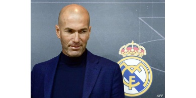 رسمياً.. ريال مدريد يعلن استقالة مدربه زين الدين زيدان