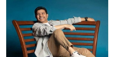 الفنان هاني شاكر يعلن استقالته من منصب 'نقيب الموسيقيين'