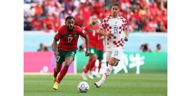 المغرب وكرواتيا.. معركة "بنصف فريق" من أجل ميدالية تاريخية