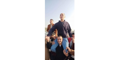 الإحتلال يفرج عن الأسير جرادات من بلدة السيلة الحارثية غرب جنين بعد 20 عاماً في سجون الإحتلال