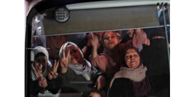 الاحتلال يفرج عن الدفعة السادسة من صفقة التبادل