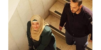 هيئة الأسرى: الاحتلال يخترق صفقات التبادل بملاحقة المحررة المقدسية فدوى حمادة