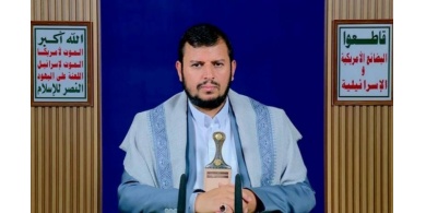 عبد الملك الحوثي: أنظمة عربية تمول العدوان الإجرامي على إيران