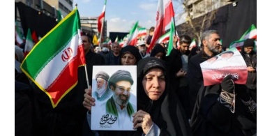 معاريف: 70% من الصواريخ الإيرانية لا تزال جاهزة.. والحرب تتحول إلى مأزق استراتيجي