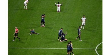 الأرجنتين تقصي إنجلترا بالوقت القاتل وتضرب موعدا ناريا مع إسبانيا في نهائي كأس العالم