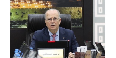 مصطفى في افتتاح جلسة مجلس الوزراء: ما يتعرض له شعبنا في غزة نابع من دوافع سياسية إسرائيلية مبيّتة