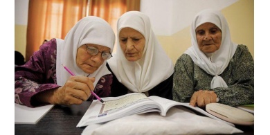 "الإحصاء": معدلات الأمية في فلسطين من الأقل في العالم

