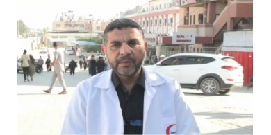 الاحتلال يعتدي على الطبيب مروان الهمص بحضور بن غفير ويتركه بكسور وآلام حادة