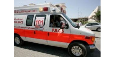 مسلحون يعتدون على مواطن ويصيبونه بجراح خطيرة