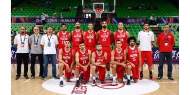 منتخب فلسطين لكرة السلة يحسم صدارة مجموعته بفوزه على هونج كونج في امم اسيا(صور)