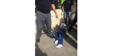فيديو وصور..إدعاء عملية طعن بالقدس.. والضحية شاب وفتاة فلسطينيان