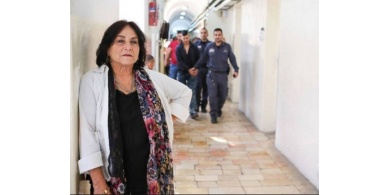المحامية الإسرائيلية ليئا تسيمل "70عاماً": لو كنت مكان الفلسطينيين، لفعلت أكثر مما يفعلونه في مواجهاتهم مع الاحتلالِ
