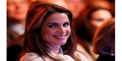 الملكة رانيا تعترف بعشقها لشاب عشريني وسيم
