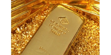 ارتفاع أسعار الذهب مع انتعاش أسعار النفط وانخفاض الدولار