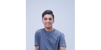 فيديو: محمد عساف يرد على أحد مُعجبيه: تفو عليك وعلى إسرائيل