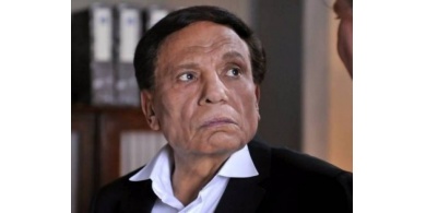 (فيديو) داعية إسلامي يوجه رسالة غاضبة لعادل إمام: خليك في مجالك يا بيضة وابعد عني