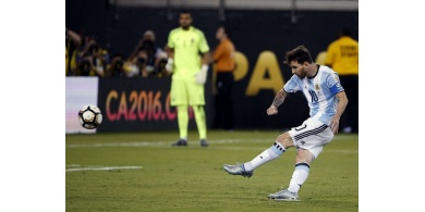 ميسي يعتزل دوليا وتشيلي تتوج بكوبا أميركا
