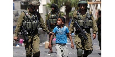 العدل الفلسطينية تنتقد قانون اعتقال القاصرين