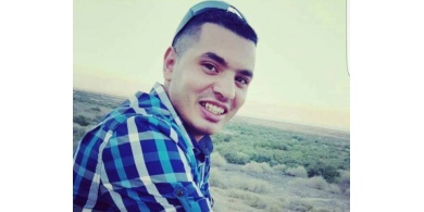 ابو ديس: اعتقلوا والده المسن للضغط عليه حتى يسلم نفسه