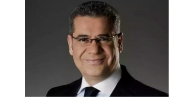 بالصورة: الاعلامي مصطفى الآغا يكشف عن صورة ابنته ناتالي لأول مرة!