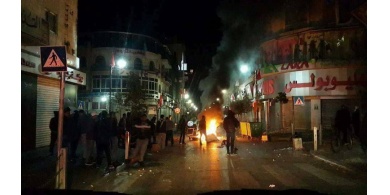 بالفيديو: اصابات باقتحام الاحتلال شارع ركب وسط مدينة رام الله