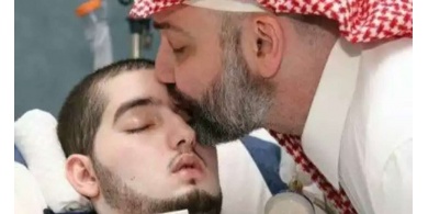 فيديو: ما قصَّة &ldquo;الأمير السعودي النائم&rdquo; الذي يرقد في غيبوبةٍ منذ 11 عاماً؟