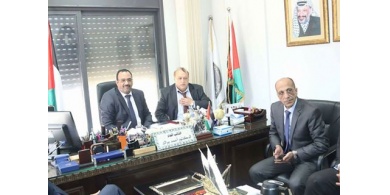 نقابة المحامين تعلق اجراءاتها الاحتجاجية امام النيابة العامة وكافة الاجهزة الامنية