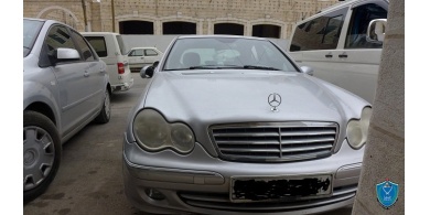 بالصور..الشرطة تضبط 6 مركبات غير قانونية تحمل لوحات أرقام مزورة في الخليل
