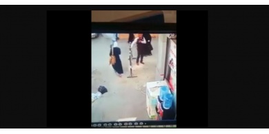 فيديو +18 .. لحظة قتل شرطي مصري برصاصة بالرأس بوضح النهار امام الناس