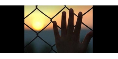 تدهور الحالة الصحية لأسيرين مضربين عن الطعام