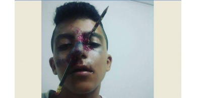 بالصور ..فتى من سلفيت يتقن مكياج التمثيل ويطمح بتطوير موهبته