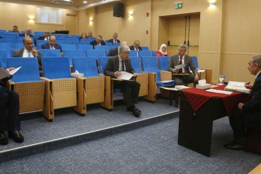 اشتية: الحكومة تجهز نفسها للأشهر القادمة لمواجهة جائحة "كورونا"