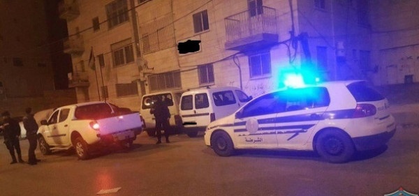 الشرطة بمساندة الاجهزة الامنية تفض حفلي زفاف وتغلق قاعة افراح في جنين