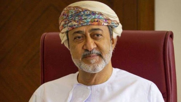 زوجة سلطان عمان في ظهور خاص.. صور