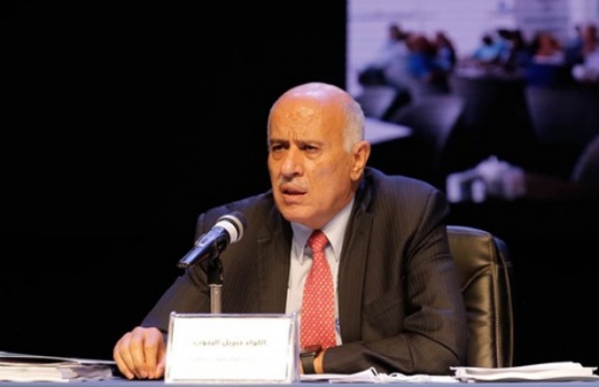 الرجوب: بدأت حوارًا بعيدًا عن الأضواء مع العاروري بمساندة الرئيس عباس