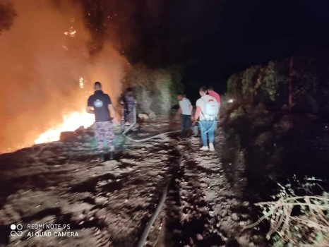 السيطرة على حريق أشجار حرجية و اعشاب جافة هائل في الخليل
