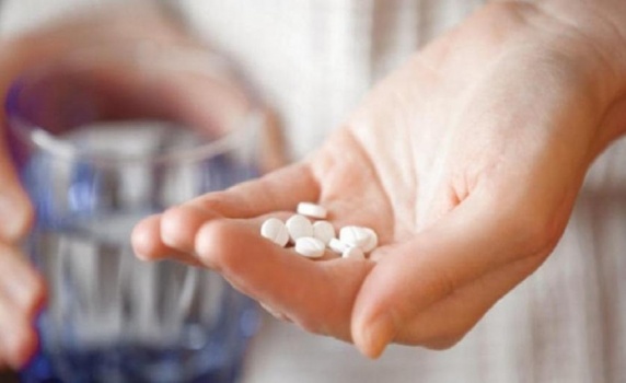 العواقب الخطيرة للعلاج الذاتي لفيروس كورونا