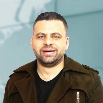 الإحتلال يعتقل الصحفي والمخرج عبد الرحمن ظاهر