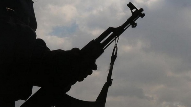 الشرطة تقبض على شخص لقيامه بإطلاق نار خلال شجار في الخليل