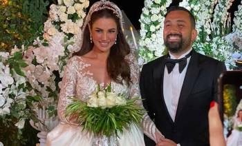 نبأ صادم يفسد فرحة الفنانة درة بالزواج