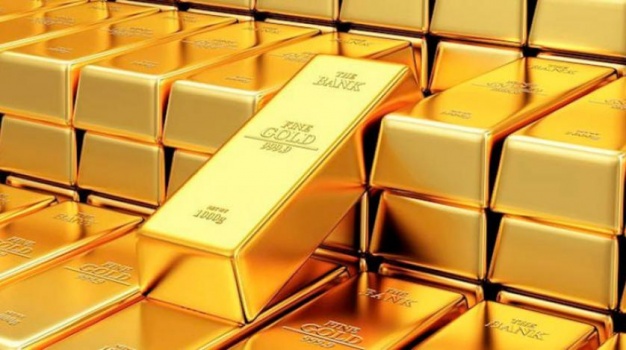الذهب يهبط مع ارتفاع الدولار