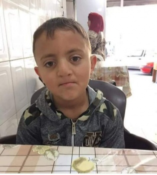 وفاة طفل متأثراً بإصابته بحادث دهس غرب الخليل