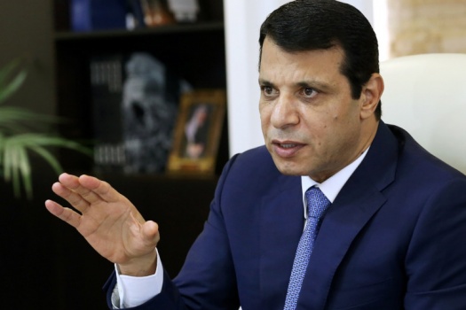 محمد دحلان يهاجم السلطة الفلسطينية بسبب قرارها عودة العلاقات مع إسرائيل