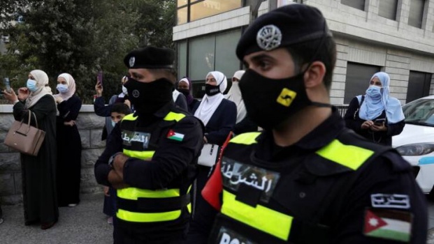الأردن: 2000 إصابة بكورونا في مصنع بمدينة العقبة