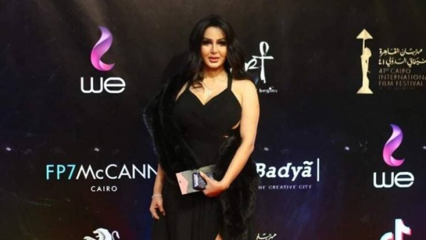 فنانة مصرية تغير اسمها بعد أزمة الفيديوهات الإباحية