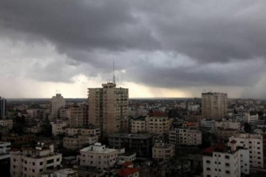 أجواء غائمة جزئياً وباردة
