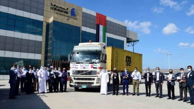 ميناء جبل علي الإماراتي يستقبل أول حاوية بضائع من دولة الاحتلال