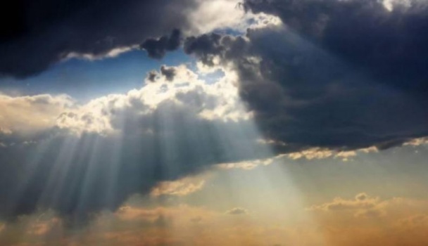 أجواء غائمة جزئياً وباردة