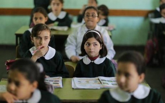 رفضاً لقرار المالية- المعلمون يعلنون الإضراب الشامل