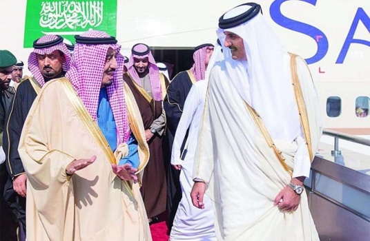 انفراجة كبيرة بين السعودية وقطر.. وتميم يزور الرياض